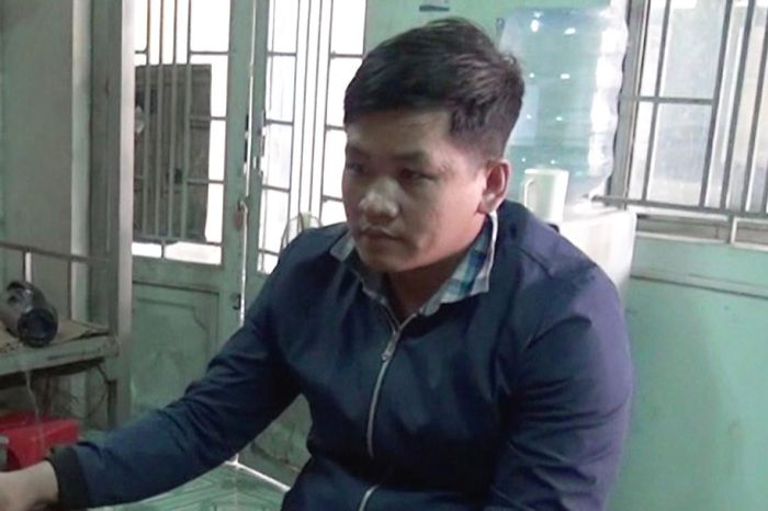 Bắt khẩn cấp kẻ đánh nữ sinh sau va chạm giao thông