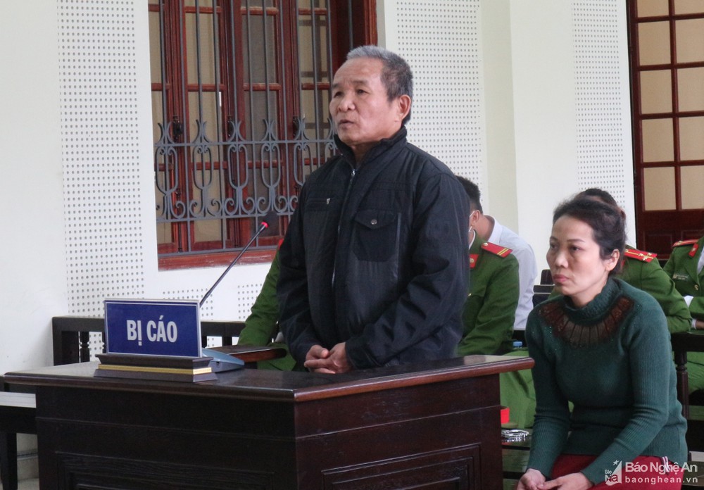 Hàng chục cử nhân ngành y sập bẫy ‘chạy việc' của siêu lừa đảo