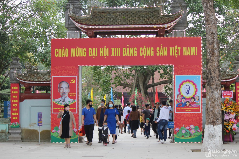 Hơn 10 ngàn lượt khách tham quan Khu Di tích Kim Liên dịp tết Tân Sửu 2021